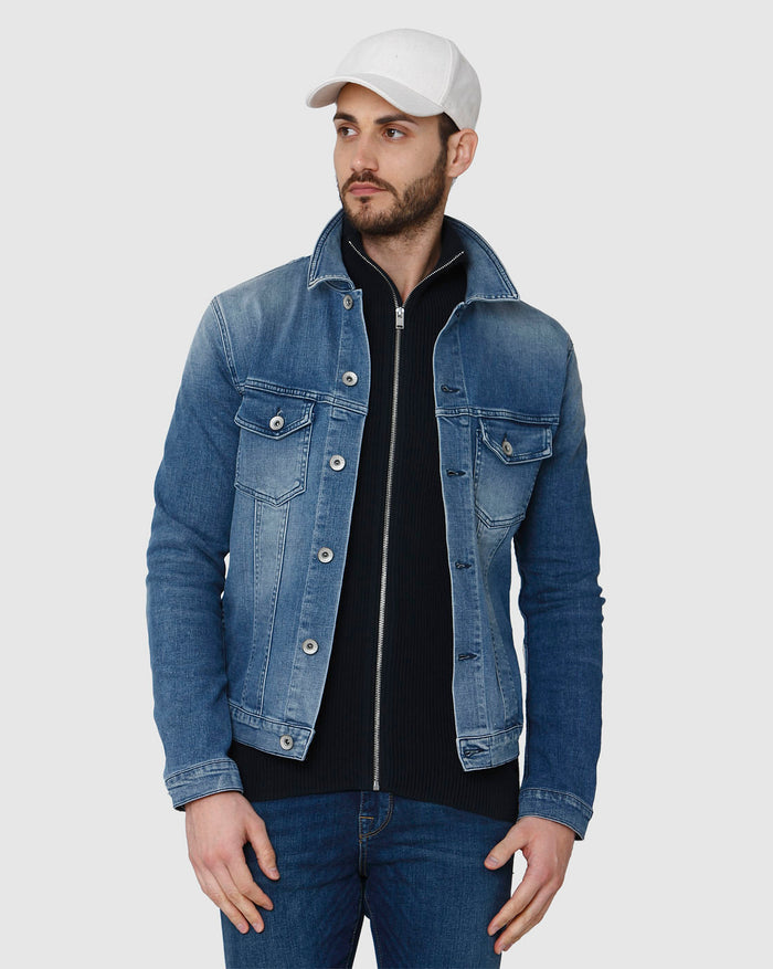 Blue Pullover