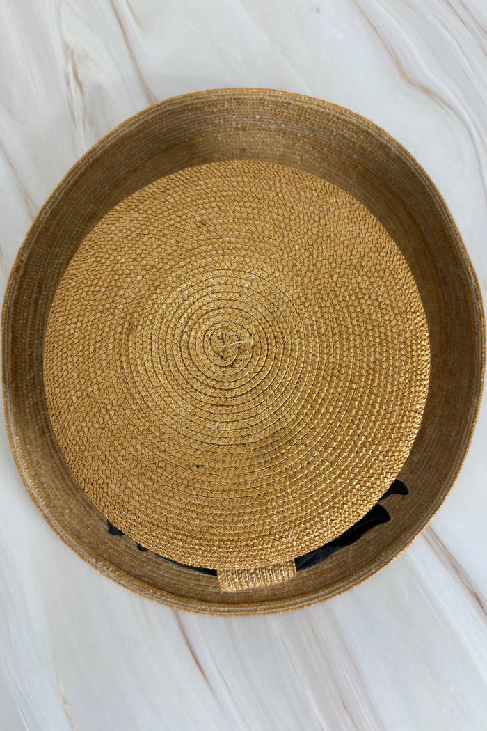 100% Straw hat with GG black ribbon