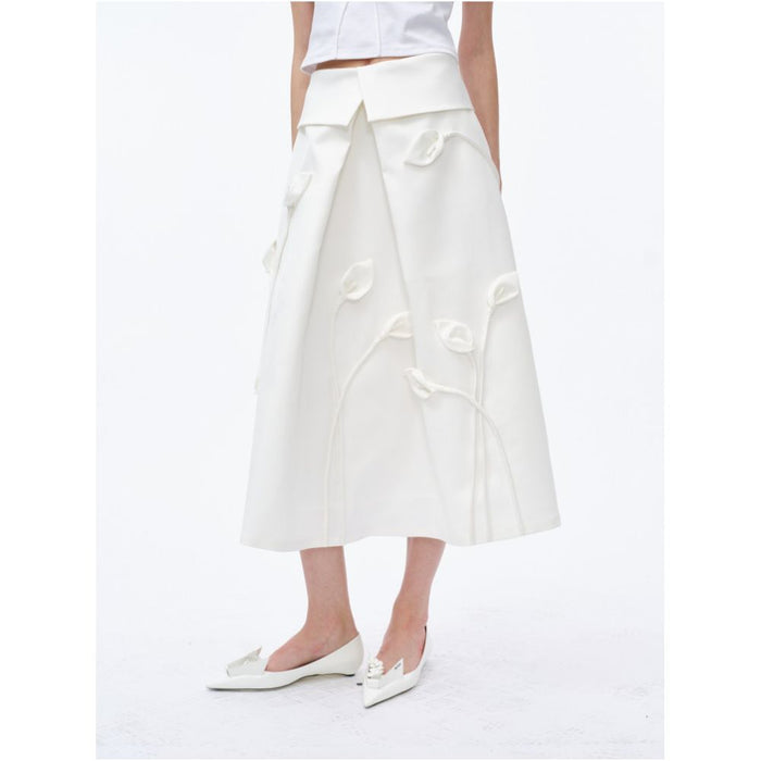 ASAYA6432 – Sculpted Floral Midi Skirt 🌿🤍