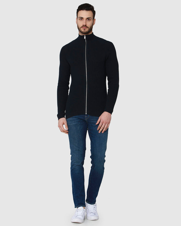 Blue Pullover
