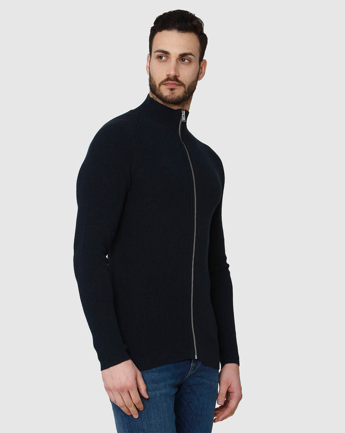 Blue Pullover