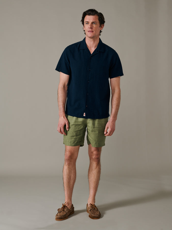 Aubin Navy Brambling Seersucker Short Sleeved Shirt | Short Sleeve Shirt