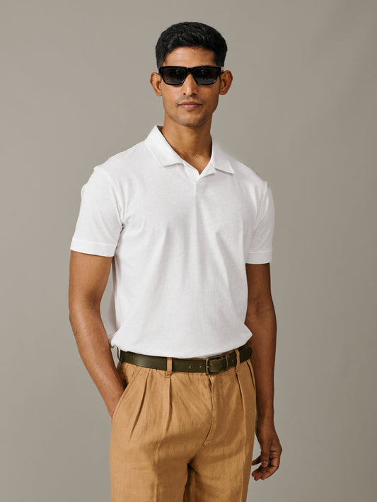 Aubin Vintage White Churchfield Open Collar Polo | Polo Shirts