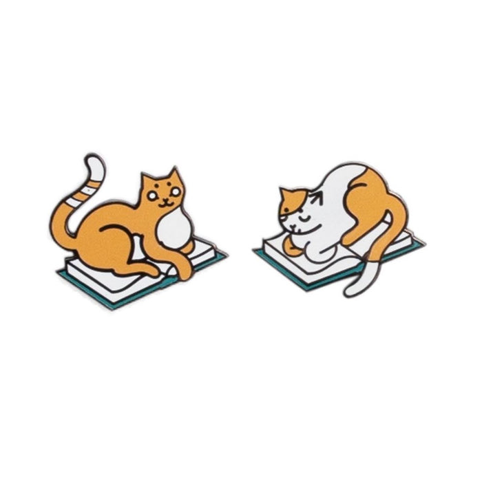Curl Up with a Book Pin - The New York Public Library Shop