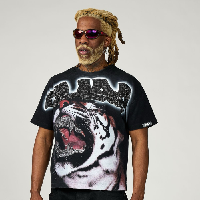 Duaa - Grill Tshirt - Black - Clique Apparel