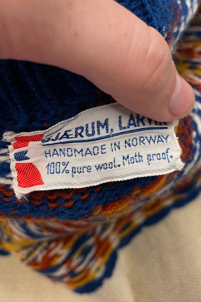 GJÆRUM, LARVIK Handmade 100% Pure Wool Cardigan image 5