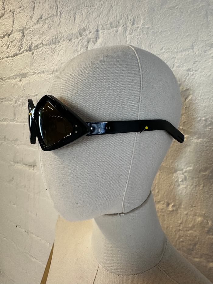 Gucci Black Geometric Retro Diamond Sunglasses image 2