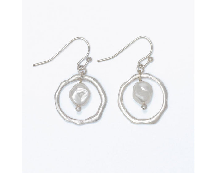 Hammered Gold Pearl Earrings