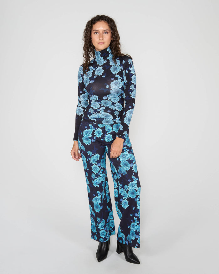 KATE SERIOUS FLORAL TURTLENECK - NAVY