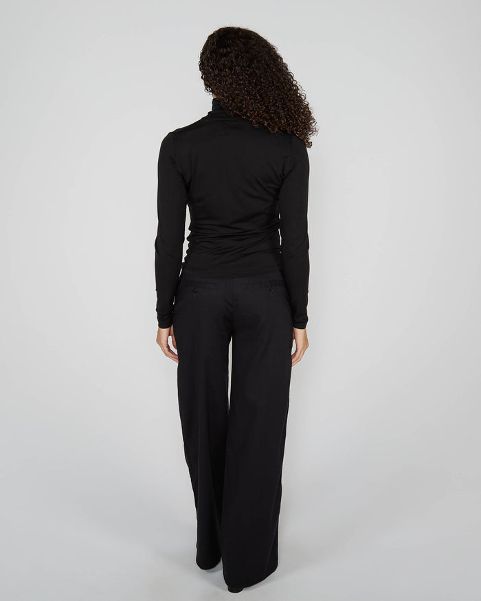 KATE TURTLENECK - BLACK