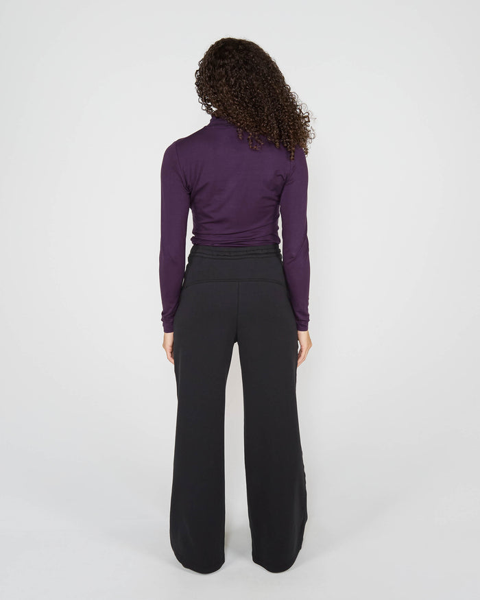 KATE TURTLENECK - PLUM