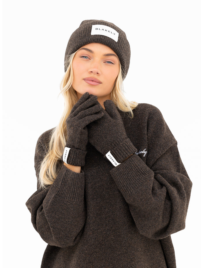 Label Knitted Gloves - Chocolate Brown