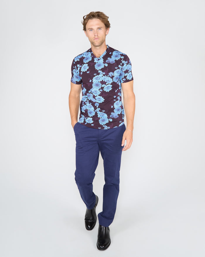 MAZE SERIOUS FLORAL V-NECK TEE - PLUM