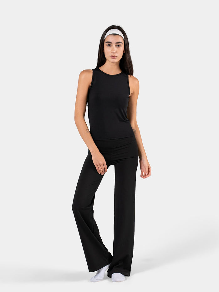 MOVE ESSENTIAL FITTED TANK BLACK 1