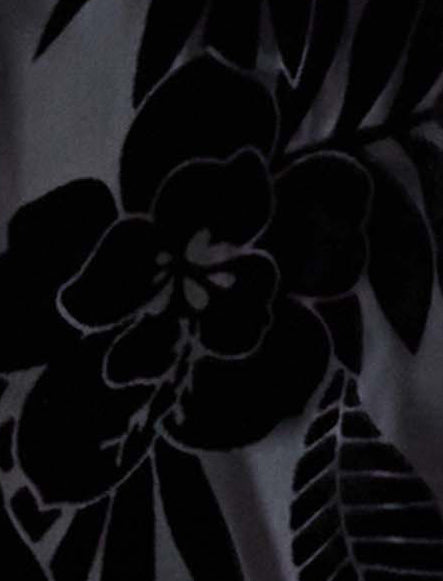 NADIA COUNTRY FLORAL VELVET DEVORE BLACK WOMENS SHIRT
