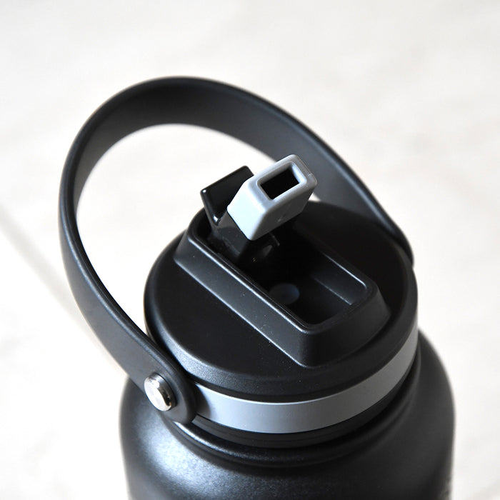 Black water bottle lid