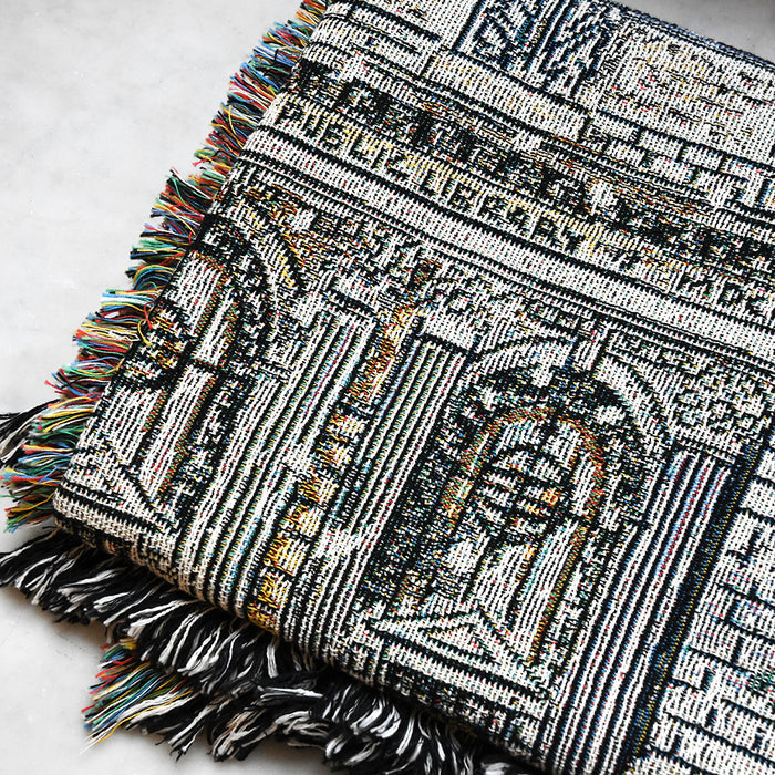 Close-up of the blanket.