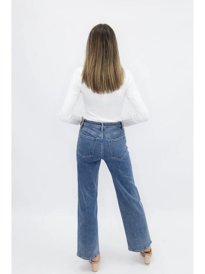 Pearls Stud Straight-Leg Jeans