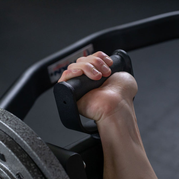 Pivoting Tricep Bar