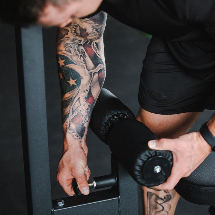 Plate-Loaded Lat Pull Down & Cable Row Machine