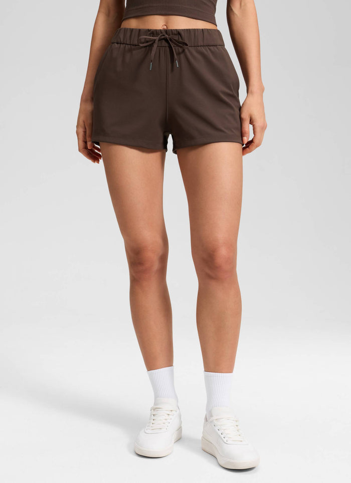 CRZ YOGA Women's Travel Stretch Mid-Rise Drawstring Shorts 2.5" Hot Fudge Brown
