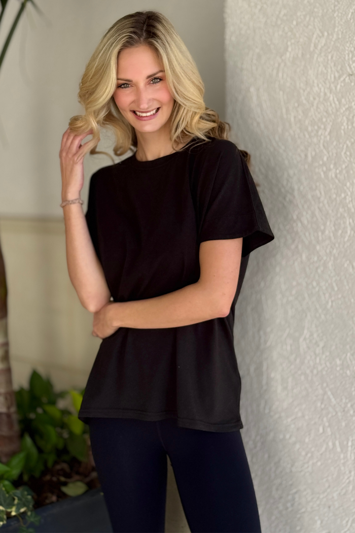 Black slouchy Pima cotton tee with relaxed oversized fit