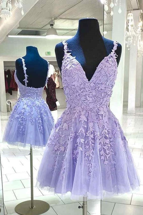 V-Neck Lace Appliques Lavender Short Homecoming Dress