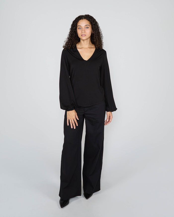 VAL LONG SLEEVE V-NECK SHIRT - BLACK
