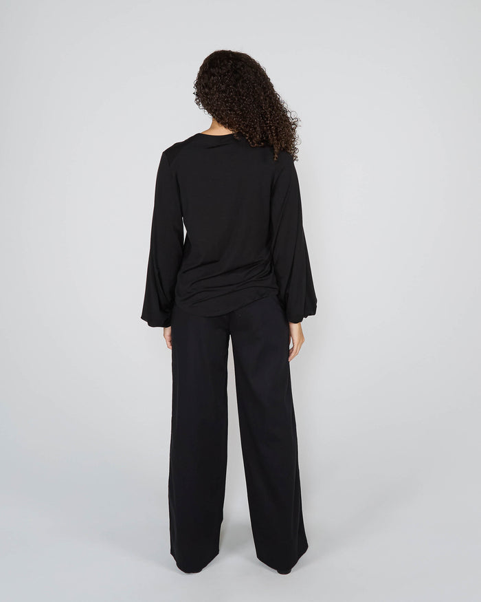 VAL LONG SLEEVE V-NECK SHIRT - BLACK