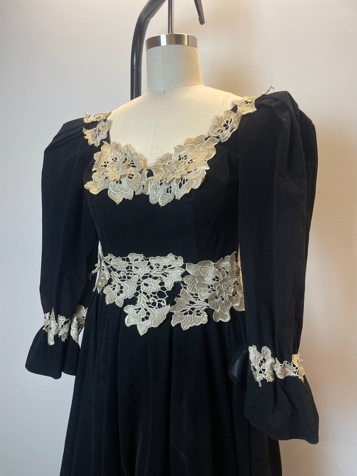 Vintage Handmade Heavy Velvet Gown image 2