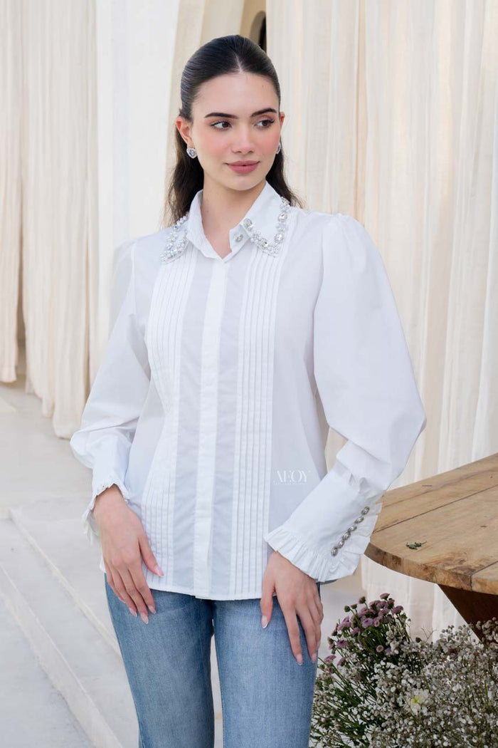 White cotton shirt with embellished collar