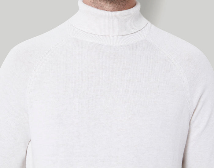 White Pullover
